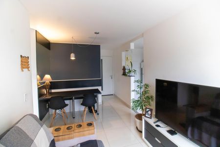 Sala de apartamento para alugar com 2 quartos, 60m² em Maria Paula, São Gonçalo