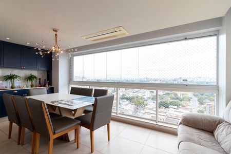 Apartamento para alugar com 274m², 3 quartos e 4 vagas Apartamento para alugar com 274m², 3 quartos e 4 vagasVaranda