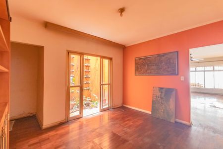 Casa à venda com 100m², 3 quartos e 2 vagasSala