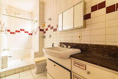 Casa à venda com 100m², 3 quartos e 2 vagasBanheiro Social