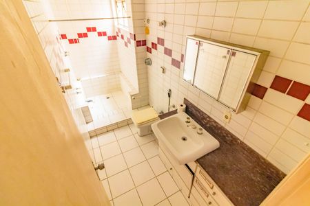 Casa à venda com 100m², 3 quartos e 2 vagasBanheiro Social