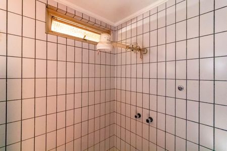 Casa à venda com 100m², 3 quartos e 2 vagasBanheiro da Suíte