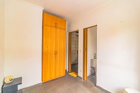 Casa à venda com 100m², 3 quartos e 2 vagasQuarto de Serviço