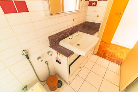 Casa à venda com 100m², 3 quartos e 2 vagasBanheiro Social