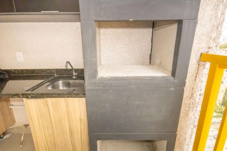 Sacada de apartamento à venda com 2 quartos, 56m² em Bela Vista, Osasco
