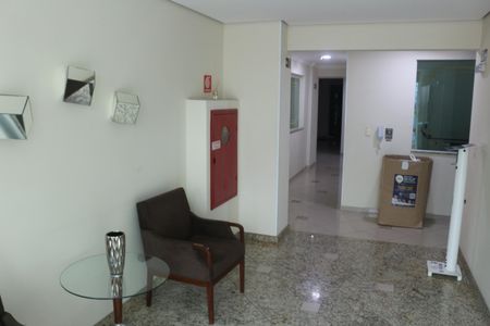 Apartamento à venda com 74m², 2 quartos e 1 vagaHall social