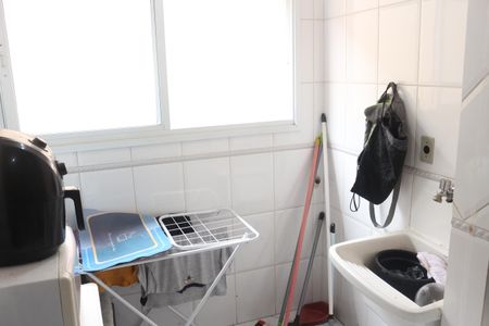 Apartamento à venda com 74m², 2 quartos e 1 vagaÁrea de Serviço