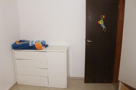 Quarto de apartamento à venda com 2 quartos, 74m² em Olímpico, São Caetano do Sul