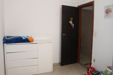 Apartamento à venda com 74m², 2 quartos e 1 vagaQuarto