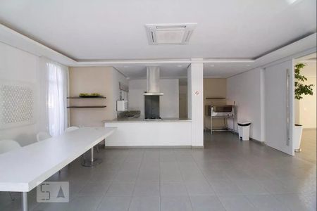 Apartamento à venda com 129m², 3 quartos e 2 vagas Apartamento à venda com 129m², 3 quartos e 2 vagasÁrea comum - Salão de festas