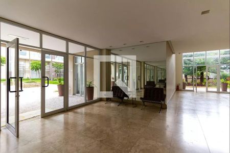 Apartamento à venda com 129m², 3 quartos e 2 vagas Apartamento à venda com 129m², 3 quartos e 2 vagasHall social