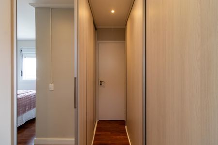 Apartamento à venda com 129m², 3 quartos e 2 vagas Apartamento à venda com 129m², 3 quartos e 2 vagasCloset da suíte 3