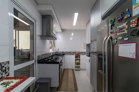Apartamento à venda com 129m², 3 quartos e 2 vagas Apartamento à venda com 129m², 3 quartos e 2 vagasCozinha