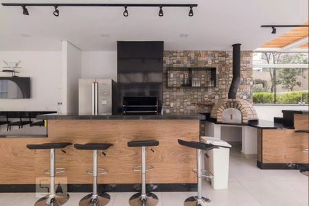 Apartamento à venda com 129m², 3 quartos e 2 vagas Apartamento à venda com 129m², 3 quartos e 2 vagasÁrea comum - Churrasqueira