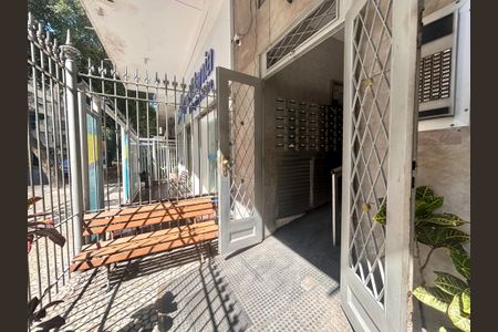 Apartamento à venda com 46m², 1 quarto e sem vaga Apartamento à venda com 46m², 1 quarto e sem vagaPortaria