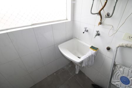 Apartamento à venda com 60m², 2 quartos e 1 vagaÁrea de Serviço