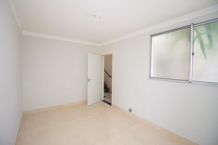 Sala de apartamento à venda com 2 quartos, 45m² em Fonte Grande, Contagem