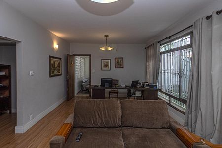 sala_6 de casa à venda com 3 quartos, 300m² em Vila Moinho Velho, São Paulo