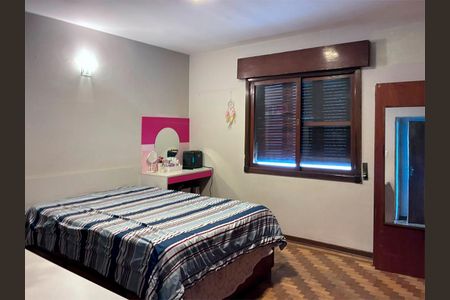 Casa à venda com 300m², 3 quartos e 7 vagassuíte_1