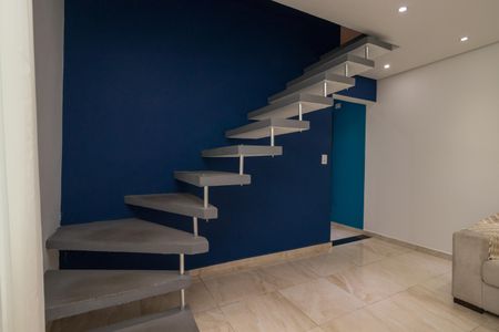 Sala de casa à venda com 3 quartos, 160m² em Vila Prudente, São Paulo