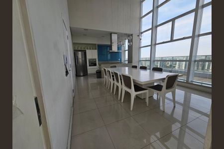 Apartamento à venda com 34m², 1 quarto e 1 vagaÁrea comum