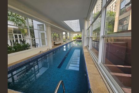 Apartamento à venda com 34m², 1 quarto e 1 vagaPiscina Coberta