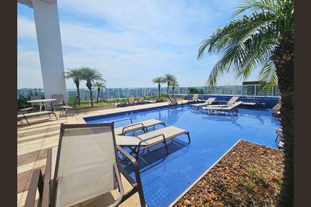 Apartamento à venda com 34m², 1 quarto e 1 vagaÁrea comum - Piscina