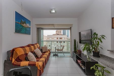 Sala de apartamento para alugar com 2 quartos, 68m² em Paraíso, São Paulo