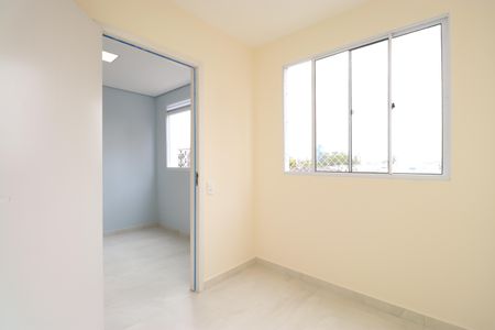 Quarto 2 de apartamento para alugar com 2 quartos, 31m² em Vila Leopoldina, São Paulo