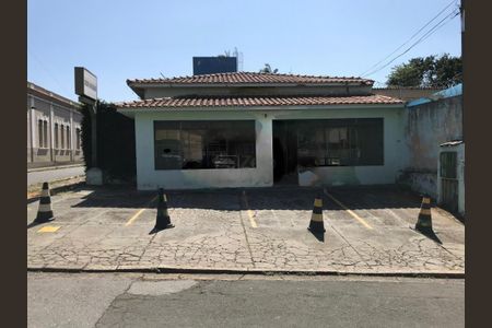 Casa à venda com 140m², 3 quartos e 4 vagas