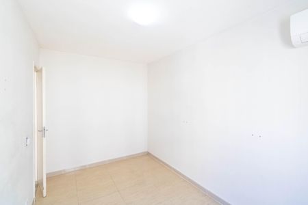 Quarto 1 de apartamento para alugar com 2 quartos, 59m² em Campo Grande, Rio de Janeiro