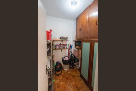 Apartamento à venda com 135m², 3 quartos e 1 vaga Apartamento à venda com 135m², 3 quartos e 1 vagaQuarto de serviço