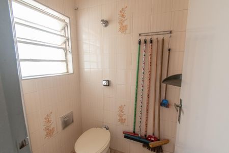 Apartamento à venda com 135m², 3 quartos e 1 vaga Apartamento à venda com 135m², 3 quartos e 1 vagaBanheiro de serviço