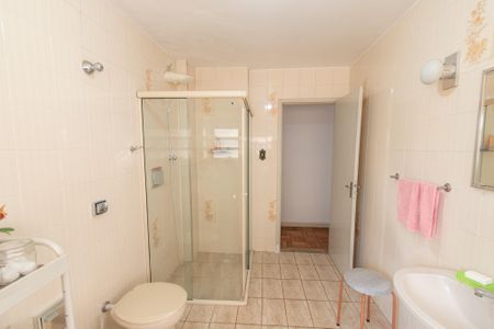 Apartamento à venda com 135m², 3 quartos e 1 vaga Apartamento à venda com 135m², 3 quartos e 1 vagaBanheiro 1