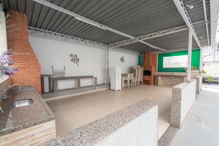 Apartamento à venda com 135m², 3 quartos e 1 vaga Apartamento à venda com 135m², 3 quartos e 1 vagaÁrea comum - Churrasqueira