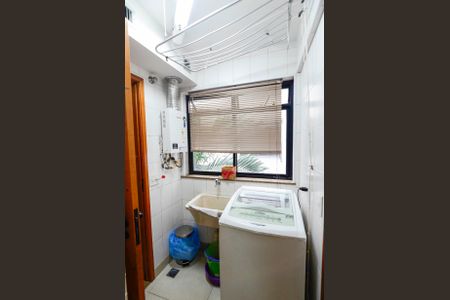 Apartamento à venda com 98m², 3 quartos e 1 vagaÁrea de Serviço