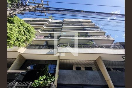 Apartamento à venda com 98m², 3 quartos e 1 vagaFachada