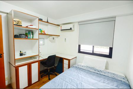 Apartamento à venda com 98m², 3 quartos e 1 vagaQuarto 2