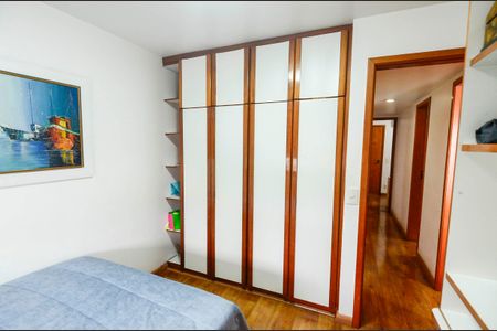 Apartamento à venda com 98m², 3 quartos e 1 vagaQuarto 2