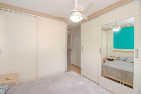 Casa de condomínio à venda com 150m², 3 quartos e 2 vagas Casa de condomínio à venda com 150m², 3 quartos e 2 vagasSuíte