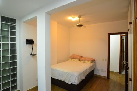 Quarto de apartamento à venda com 2 quartos, 98m² em Barra da Tijuca, Rio de Janeiro