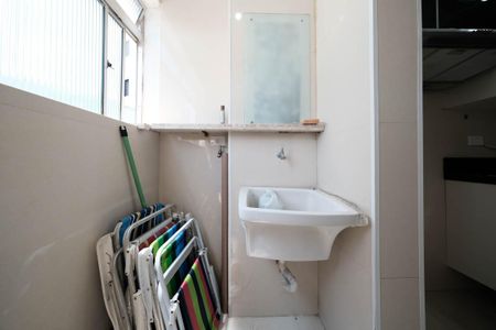 Apartamento à venda com 47m², 2 quartos e 1 vagaÁrea de Serviço