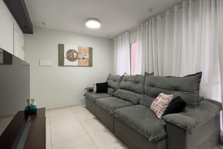 Sala de apartamento para alugar com 3 quartos, 68m² em Vila Augusta, Guarulhos