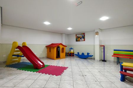Apartamento para alugar com 110m², 3 quartos e 2 vagas Apartamento para alugar com 110m², 3 quartos e 2 vagasÁrea comum - Playground
