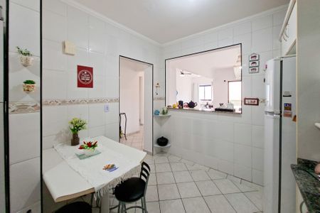Apartamento para alugar com 110m², 3 quartos e 2 vagas Apartamento para alugar com 110m², 3 quartos e 2 vagasCozinha