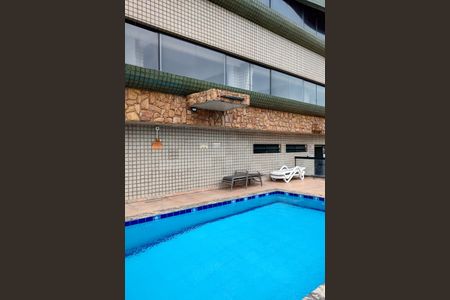 Apartamento para alugar com 110m², 3 quartos e 2 vagas Apartamento para alugar com 110m², 3 quartos e 2 vagasÁrea comum - Piscina