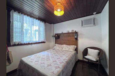 Casa de condomínio à venda com 160m², 3 quartos e 1 vaga Casa de condomínio à venda com 160m², 3 quartos e 1 vagaSuíte