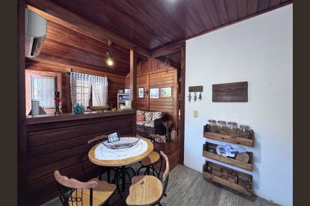 Casa de condomínio à venda com 160m², 3 quartos e 1 vaga Casa de condomínio à venda com 160m², 3 quartos e 1 vagaCozinha