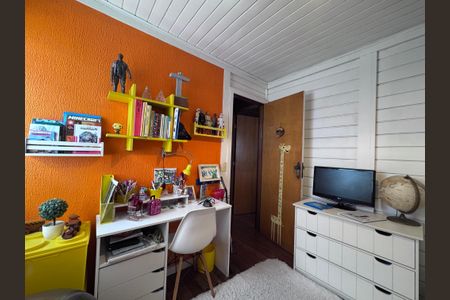 Casa de condomínio à venda com 160m², 3 quartos e 1 vaga Casa de condomínio à venda com 160m², 3 quartos e 1 vagaQuarto 2