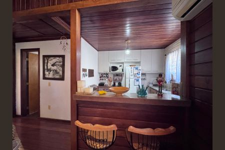 Casa de condomínio à venda com 160m², 3 quartos e 1 vaga Casa de condomínio à venda com 160m², 3 quartos e 1 vagaCozinha